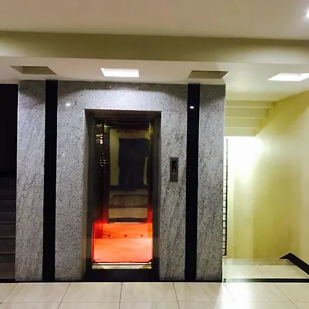 Hotel Iroomz Vaishali Residency