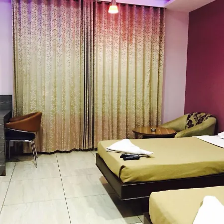 Iroomz Vaishali Residency Hotel Bellary