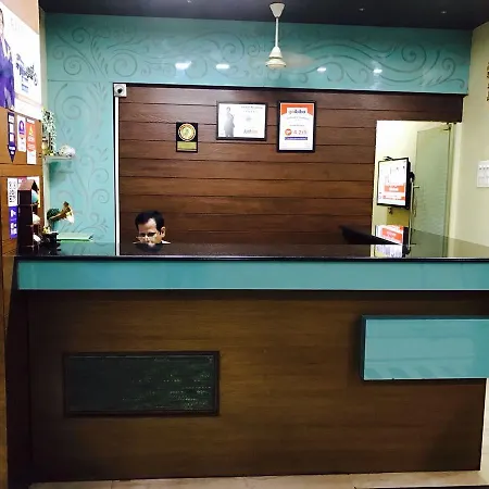 Iroomz Vaishali Residency 2*