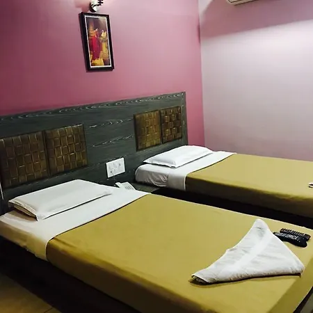 Iroomz Vaishali Residency Hotel 2*